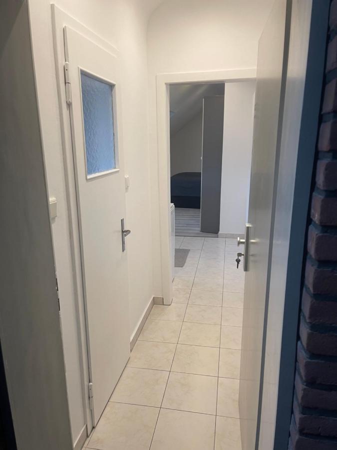 25 Qm Ferienwohnung Neuss Furth 外观 照片